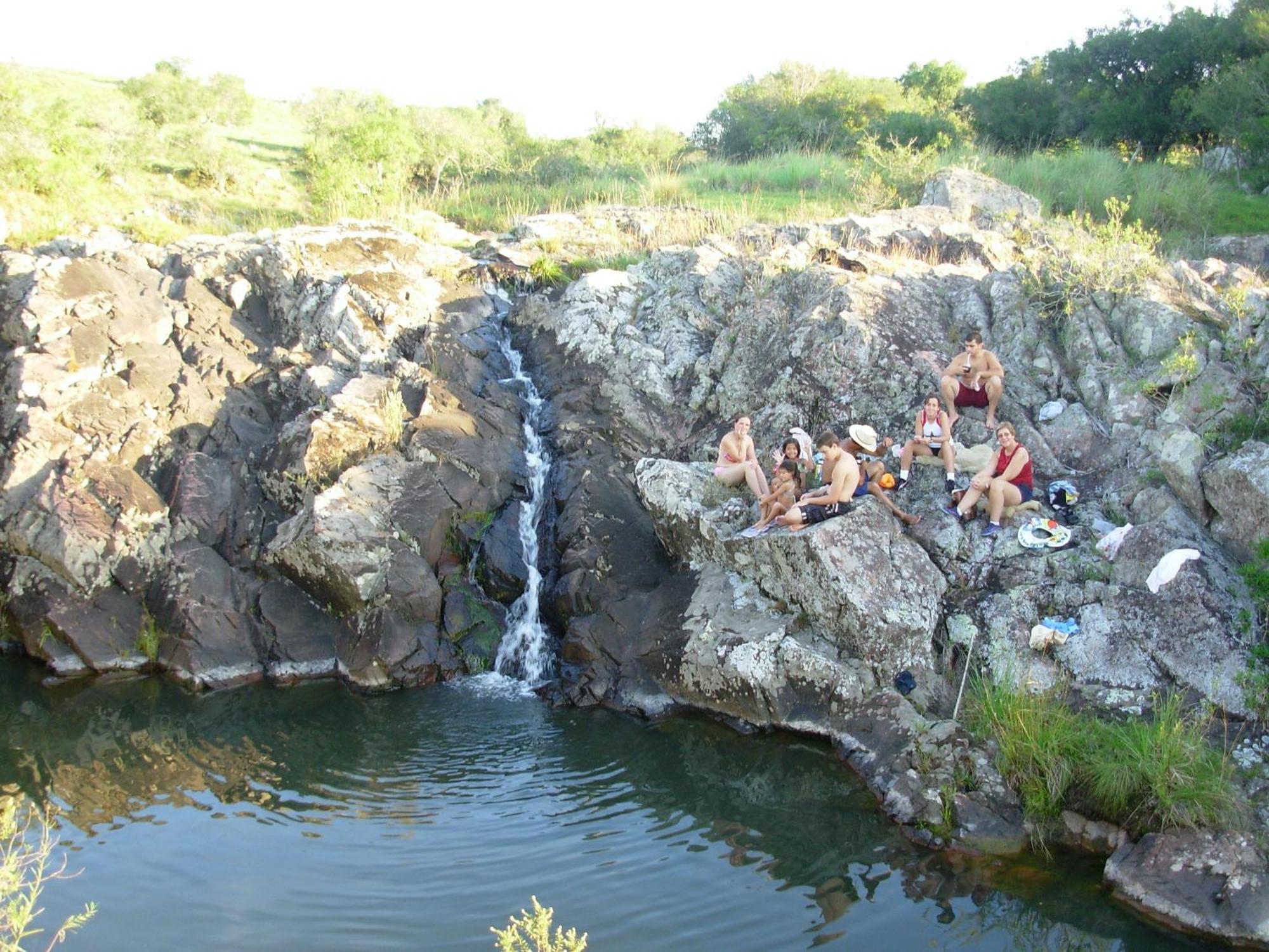 Estancia Los Platanos Валентинес Экстерьер фото